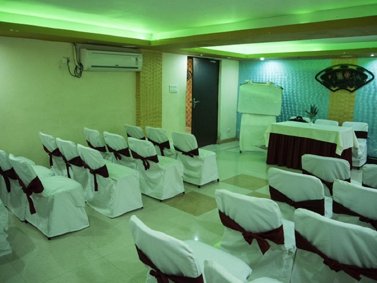 Hotel Sunshine Baharampur Dış mekan fotoğraf