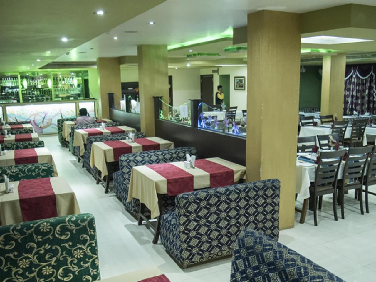 Hotel Sunshine Baharampur Dış mekan fotoğraf